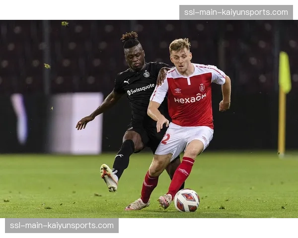 事件回顾:兰斯与南特一役爆发冲突,起因是主队对客队频繁卧草拖延时间极度不满 事件回顾:兰斯与南特一役爆发冲突,起因是主队对客队频繁卧草拖延时间极度不满