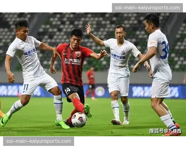 观点:VAR介入尺度不一,本轮西甲再次引发对裁判标准的争议 观点:VAR介入尺度不一,本轮西甲再次引发对裁判标准的争议